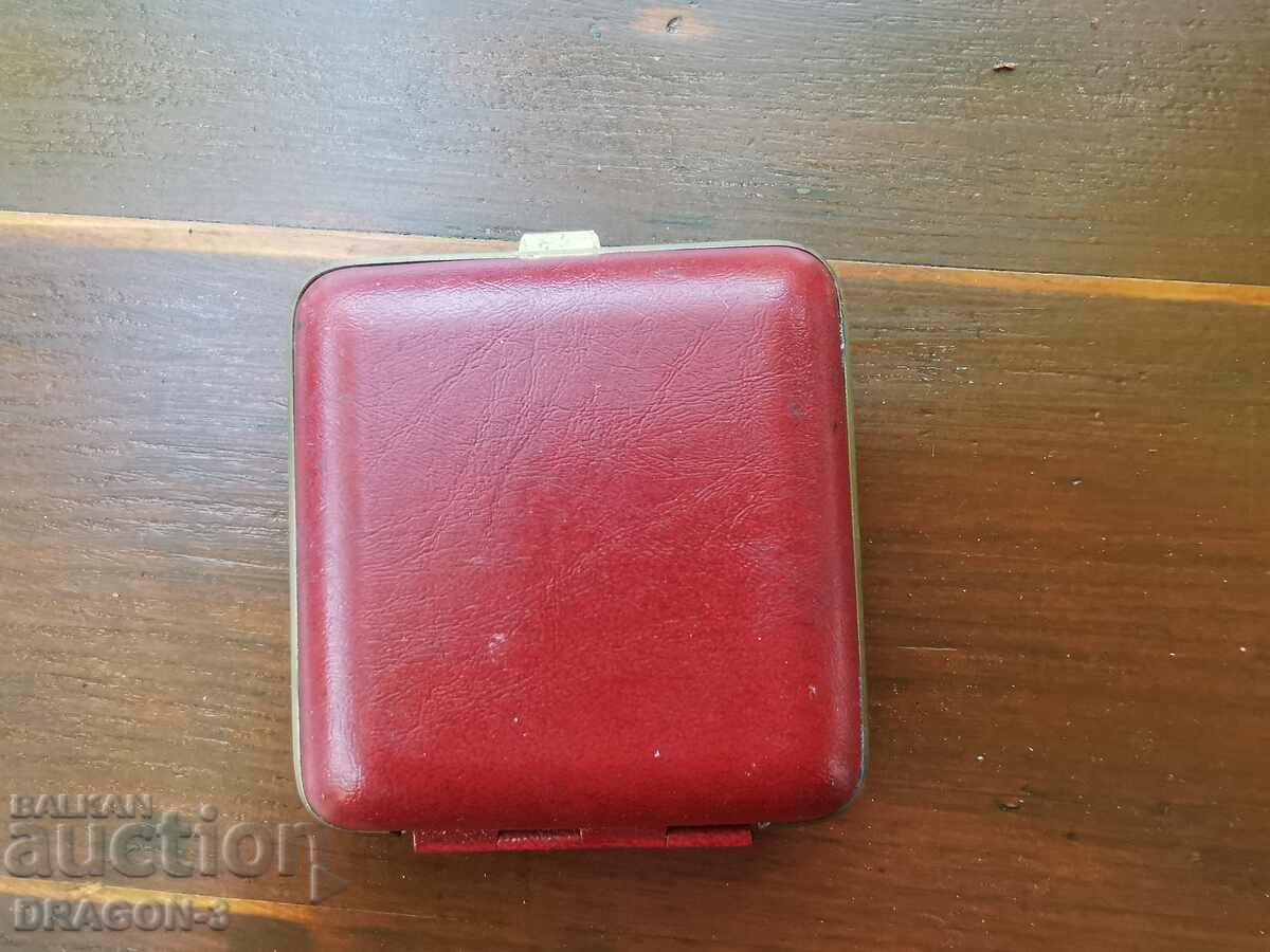 Livrarea Strămo maestru Livrarea Strămo maestru