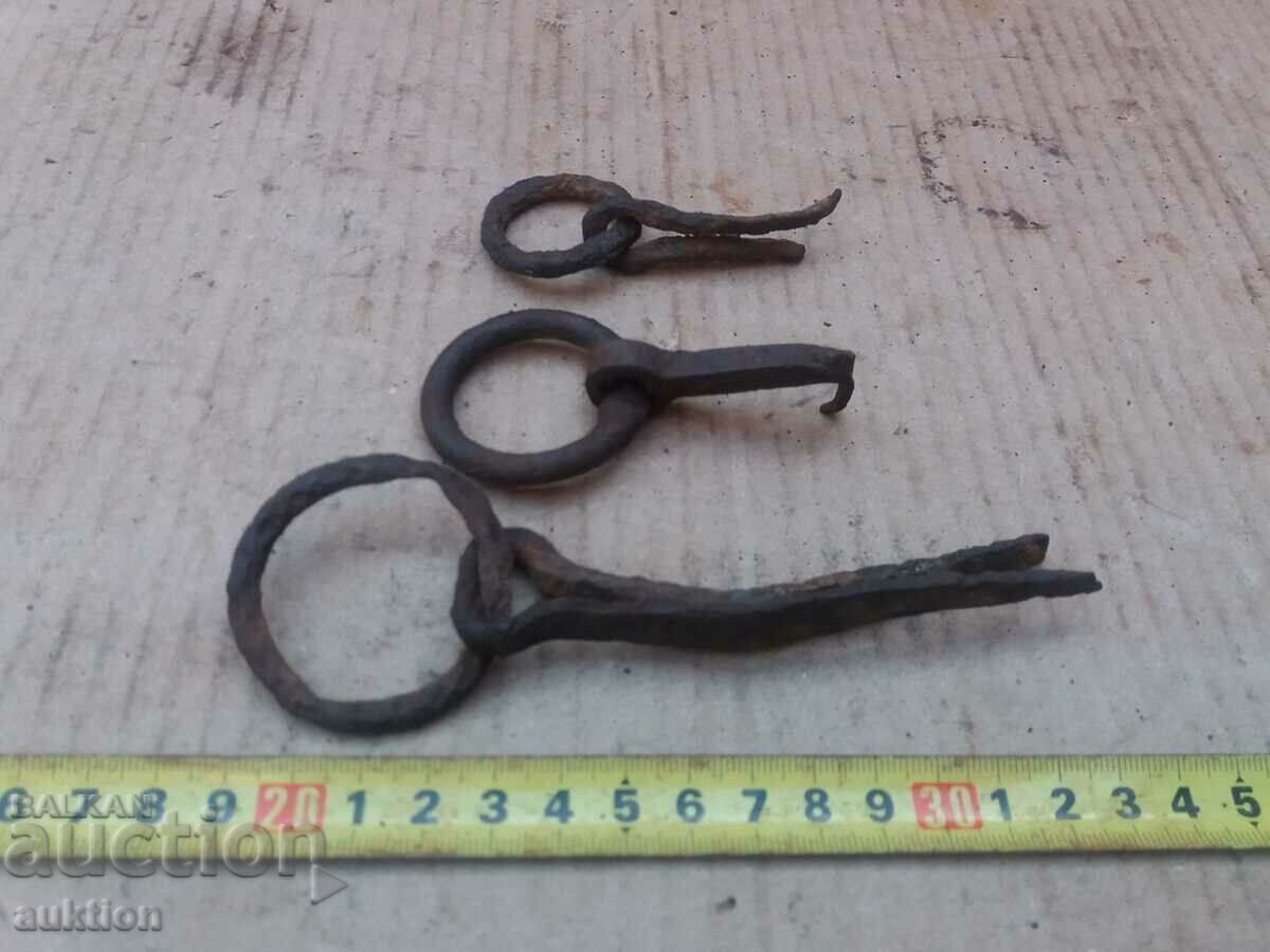 WROUGHT REVIVAL LOCKS FOR THREE RINGS ZHERAVNA - 5 WROUGHT REVIVAL LOCKS FOR THREE RINGS ZHERAVNA - 5