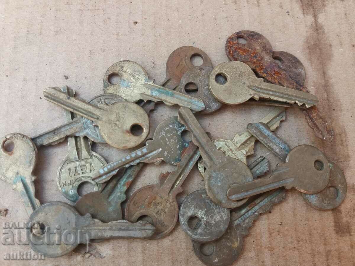 Auction  SET OF 20 BRONZE WRENCHES, WRENCH