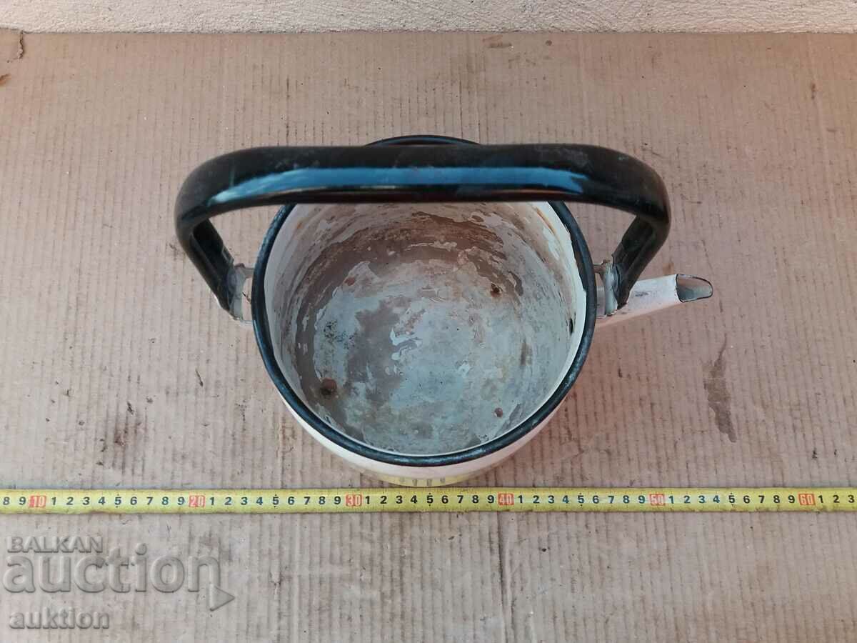 Delivery of MASSIVE KETTLE - ENAMELED SOC. FOR DECORATION POT Delivery of MASSIVE KETTLE - ENAMELED SOC. FOR DECORATION POT