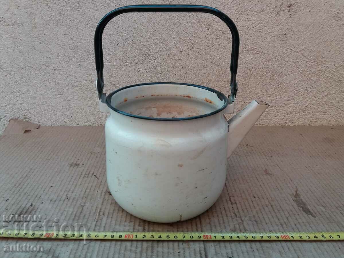 MASSIVE KETTLE - ENAMELED SOC. FOR DECORATION POT - 6 MASSIVE KETTLE - ENAMELED SOC. FOR DECORATION POT - 6