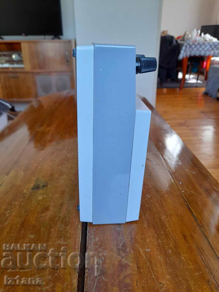 Delivery of Old Voltmeter HLV-2 Delivery of Old Voltmeter HLV-2