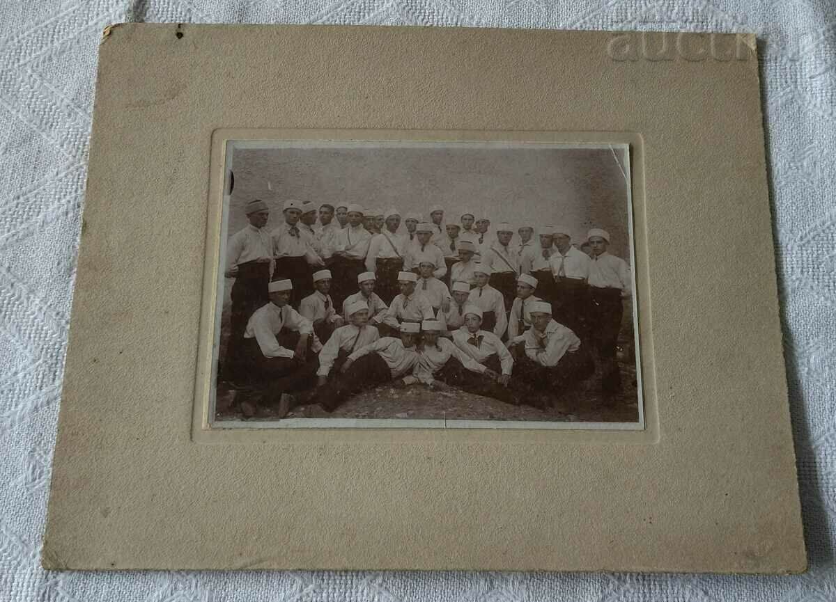 ΓΔ «ΓΙΟΥΝΑΚ» Η ΑΝΑΓΝΩΣΗ ΣΤΟ ΛΥΚΕΙΟ 1923 ΦΩΤΟΧΑΡΤΟ με τιμή 20.00 BGN | € 10.23 ΓΔ «ΓΙΟΥΝΑΚ» Η ΑΝΑΓΝΩΣΗ ΣΤΟ ΛΥΚΕΙΟ 1923 ΦΩΤΟΧΑΡΤΟ με τιμή 20.00 BGN | € 10.23