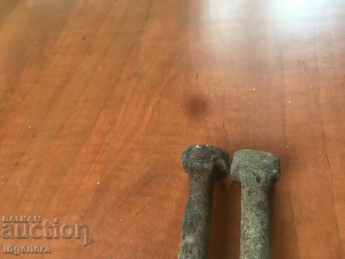 Delivery of BOLT KOLARSKI OLD FORGING-2 PCS Delivery of BOLT KOLARSKI OLD FORGING-2 PCS