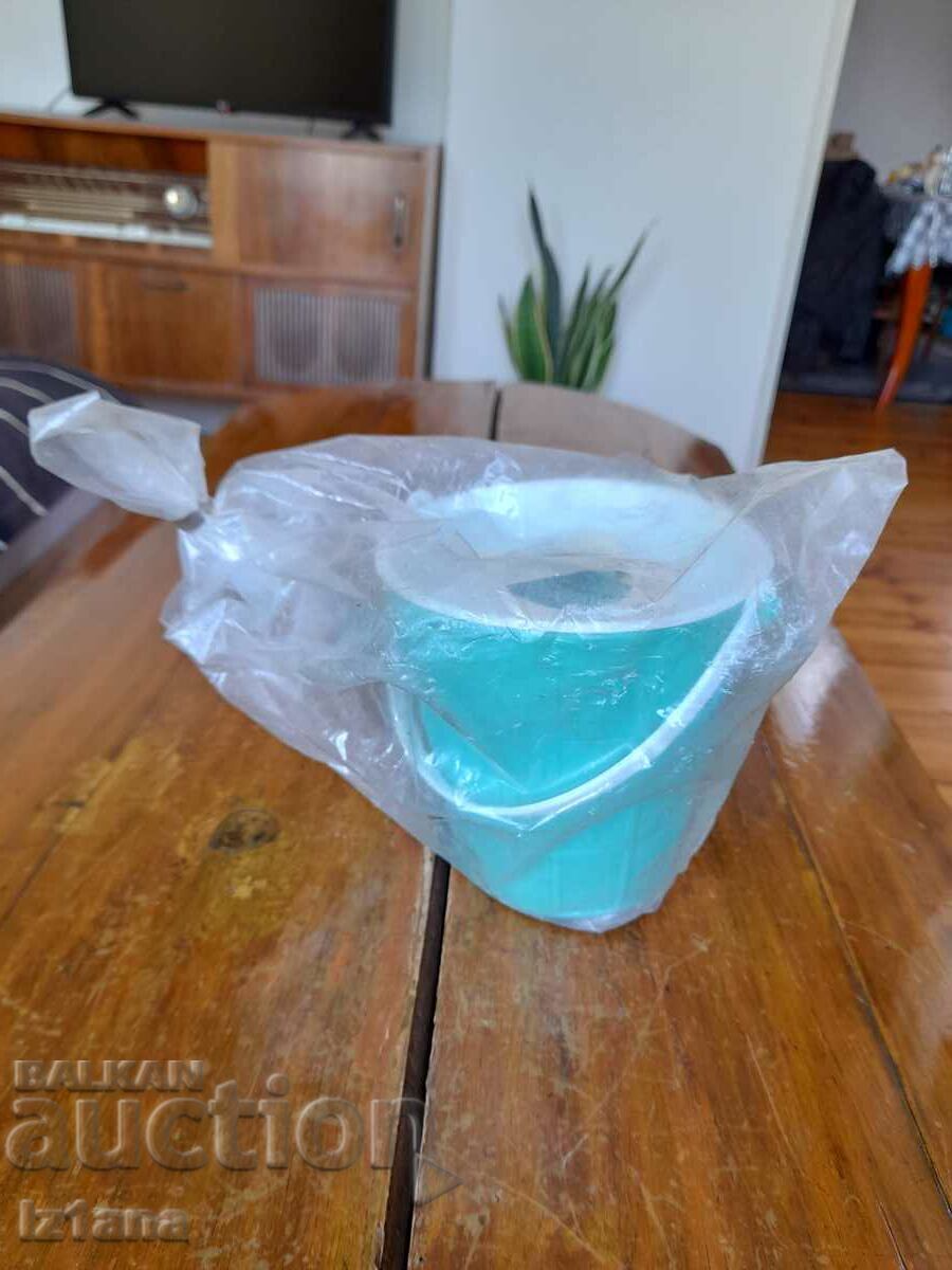 Old children's bucket, bucket Old children's bucket, bucket