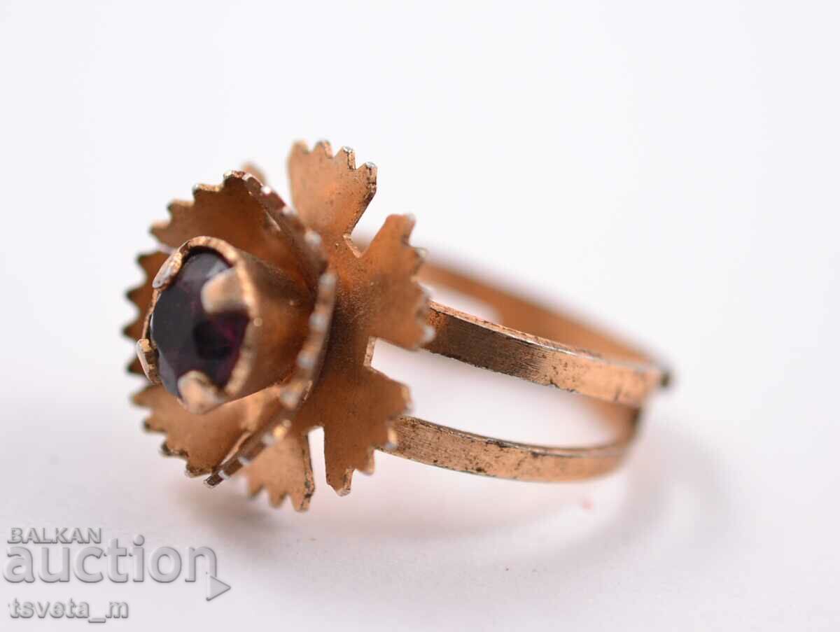Antique ring, changing size with price 4.00 BGN | € 2.05 Antique ring, changing size with price 4.00 BGN | € 2.05