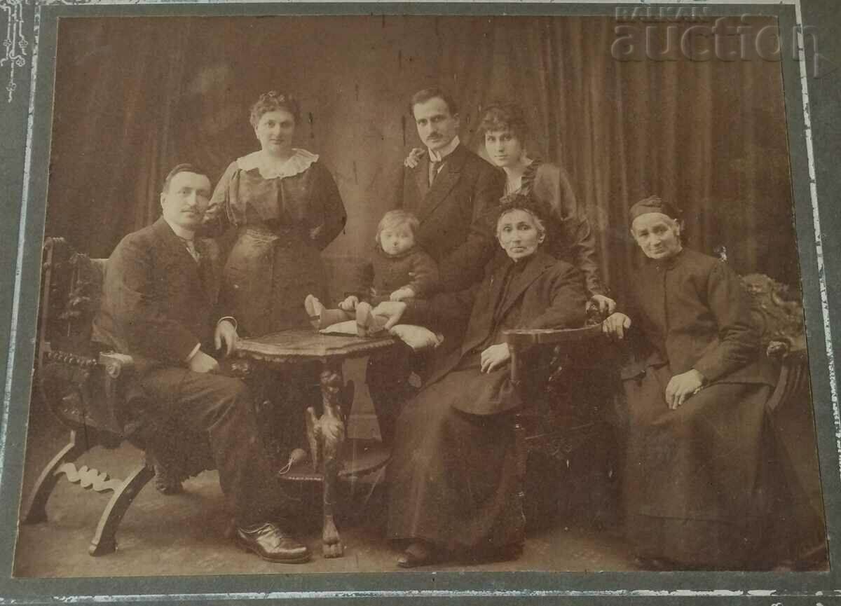 SOFIA FAMILY PHOTO 1917 CARDBOARD