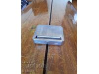 Cutie veche pentru țigări, aparat de țigări Dora