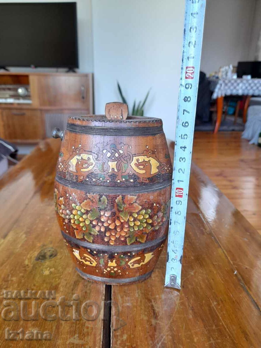 Auction Old wooden barrel, barrel souvenir Auction Old wooden barrel, barrel souvenir