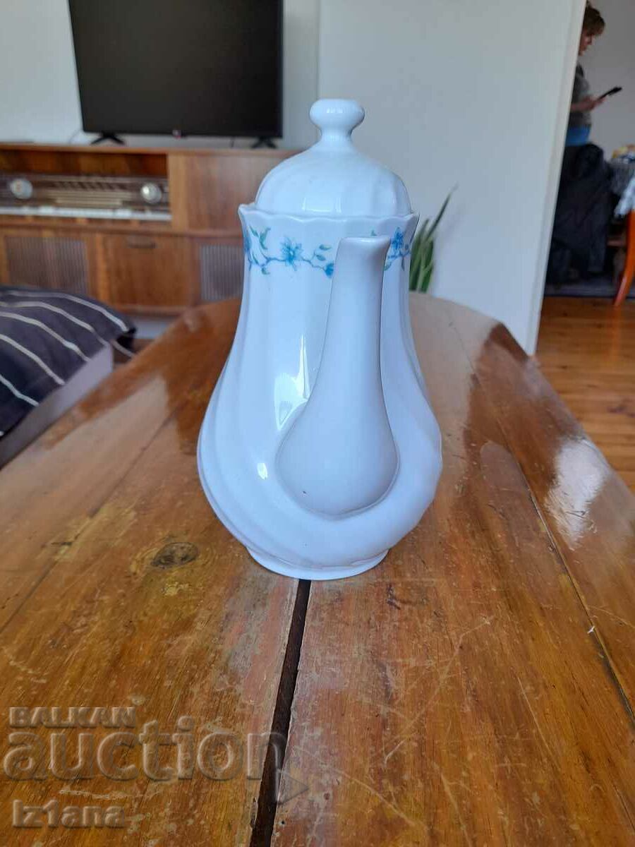 Old porcelain jug, jug with price 25.00 BGN | € 12.78 Old porcelain jug, jug with price 25.00 BGN | € 12.78