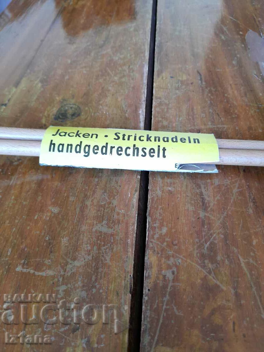 Auction Old knitting needles Solidor Auction Old knitting needles Solidor