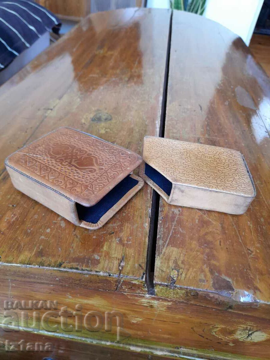 Auction Old leather card case Auction Old leather card case