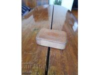 Husa veche din piele pentru carduri