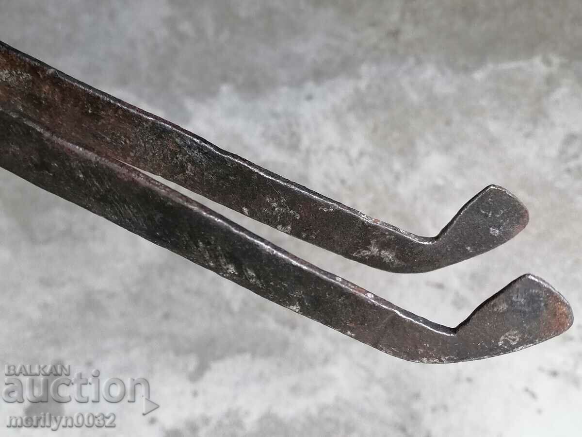 Old dilaf, mash, wrought iron for a furnace with price 32.00 BGN | € 16.36 Old dilaf, mash, wrought iron for a furnace with price 32.00 BGN | € 16.36