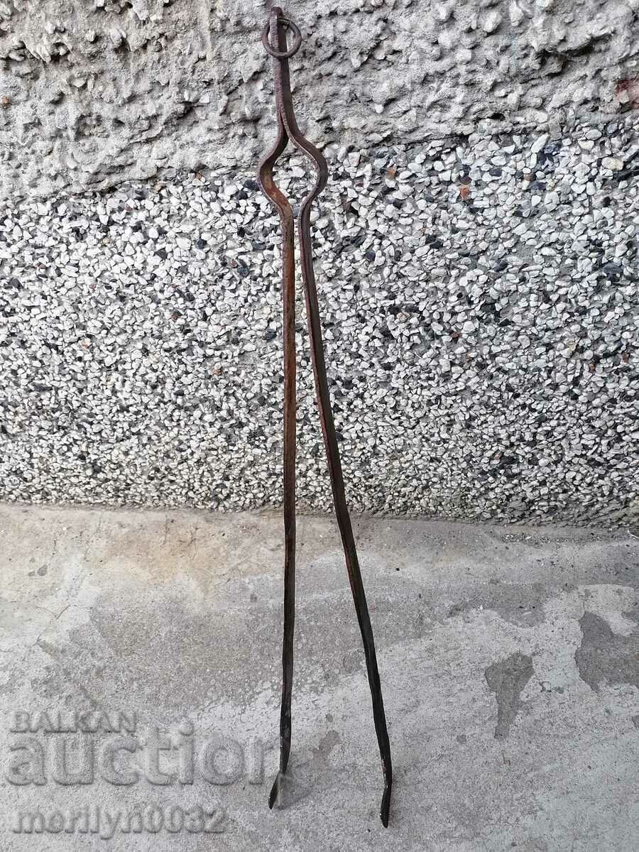 Auction Old dilaf, mash, wrought iron for a furnace Auction Old dilaf, mash, wrought iron for a furnace