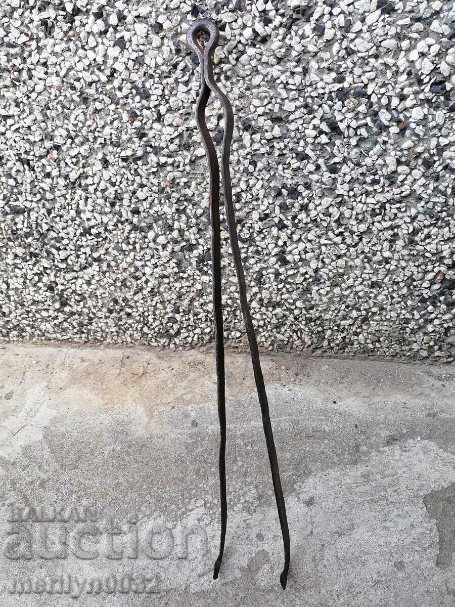 Old dilaf, mash, wrought iron for a furnace with price 32.00 BGN | € 16.36 Old dilaf, mash, wrought iron for a furnace with price 32.00 BGN | € 16.36