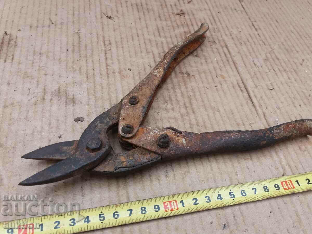 Delivery of OLD HARNESS FOR LAMARINE CUTTING Delivery of OLD HARNESS FOR LAMARINE CUTTING