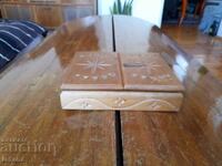 Παλιό κουτί για κάρτες