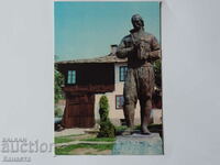 Дряново паметникът на Кольо Фичето 19733  К 357