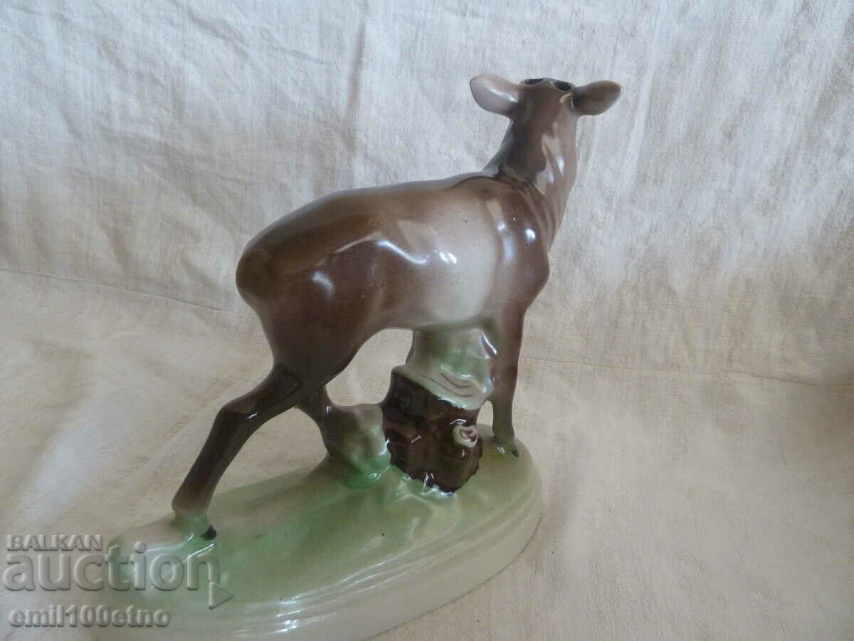 Auction Large figure Ellen - old Bulgarian porcelain Auction Large figure Ellen - old Bulgarian porcelain