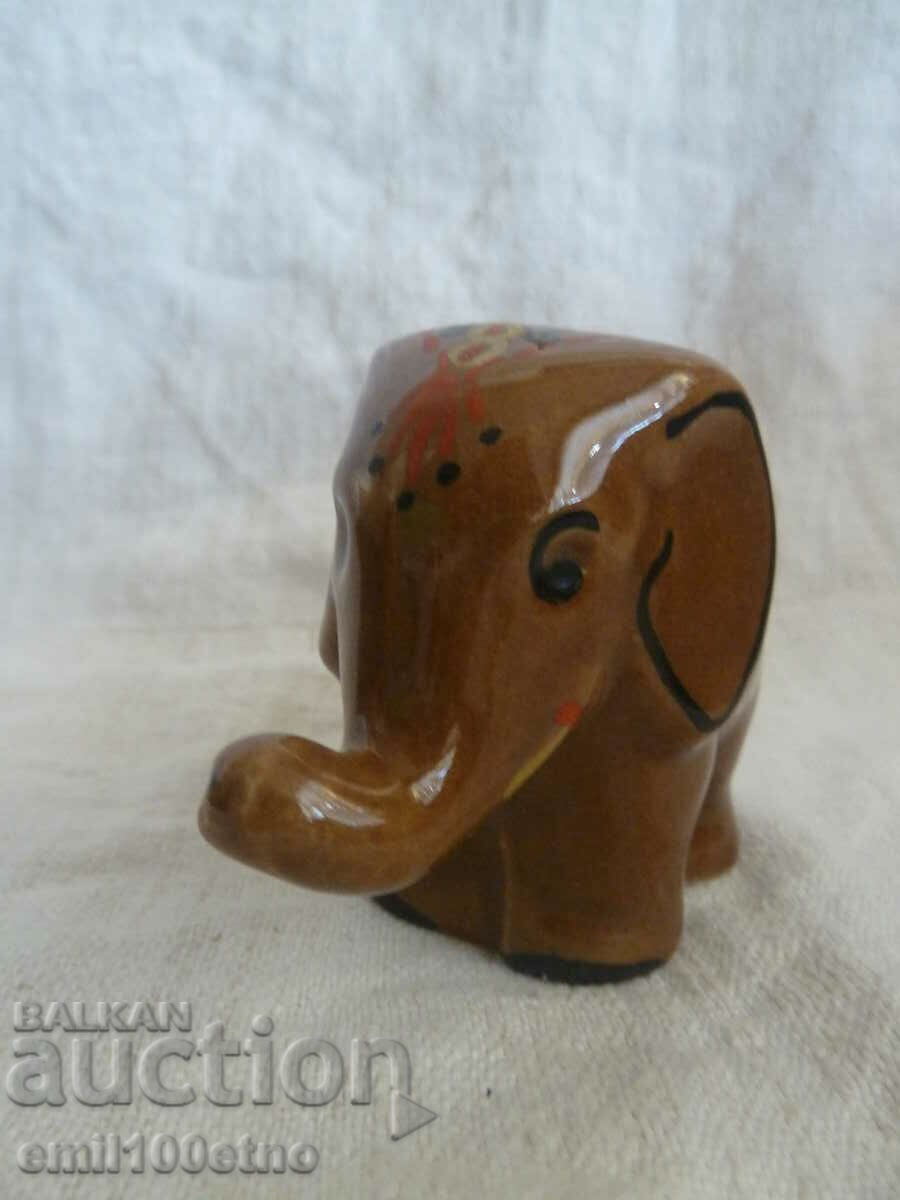 Auction Elephant figure - toothpick holder Auction Elephant figure - toothpick holder