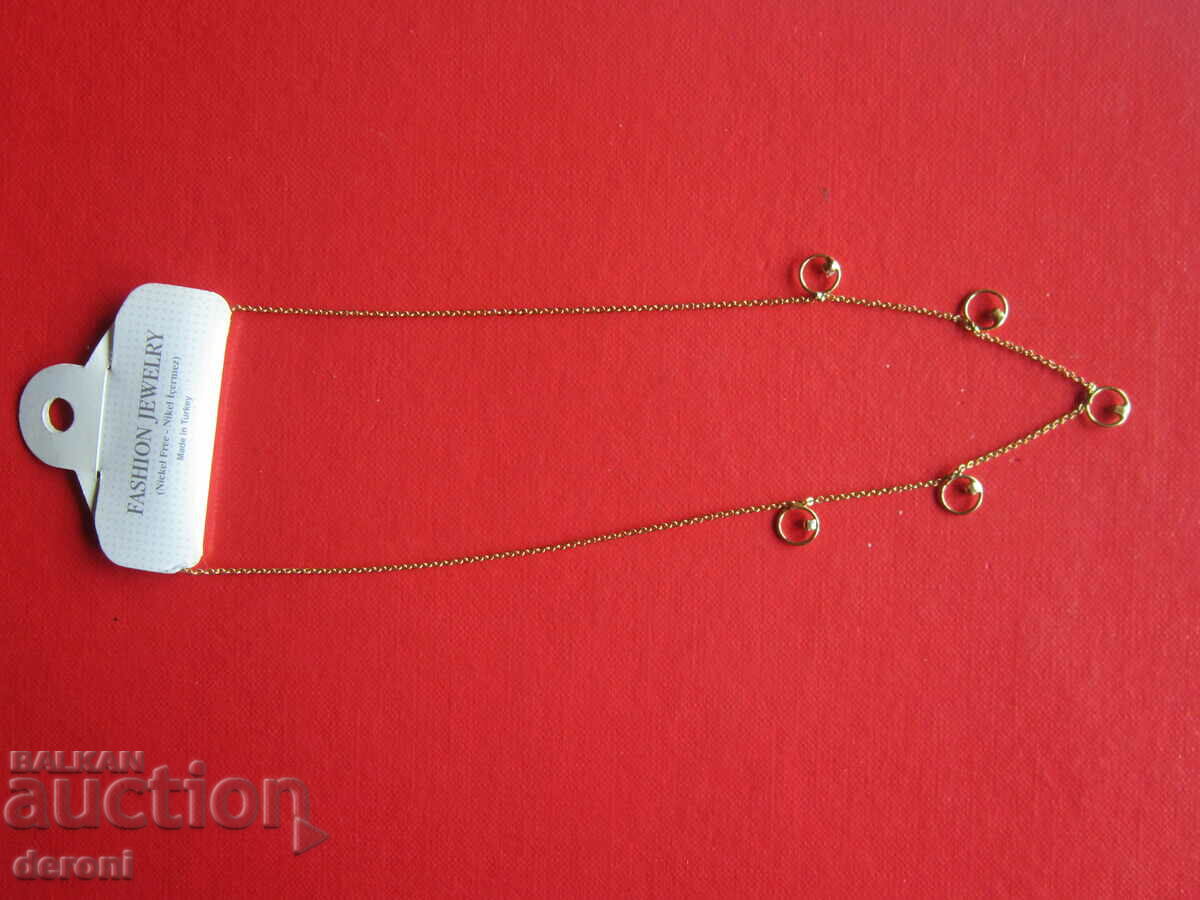 Доставка на Невероятно позлатено колие с камък 3