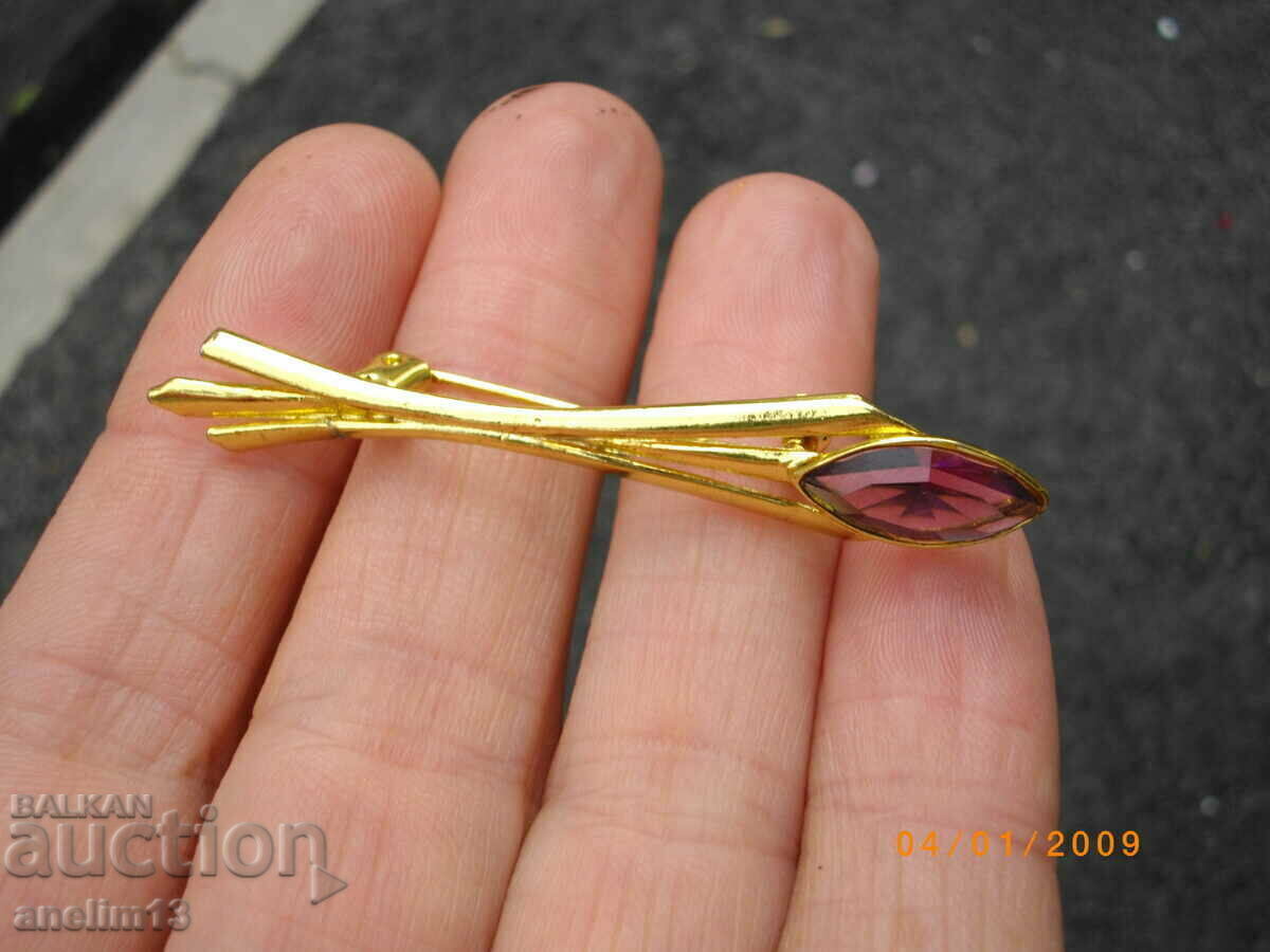 OLD BROOCH OLD BROOCH