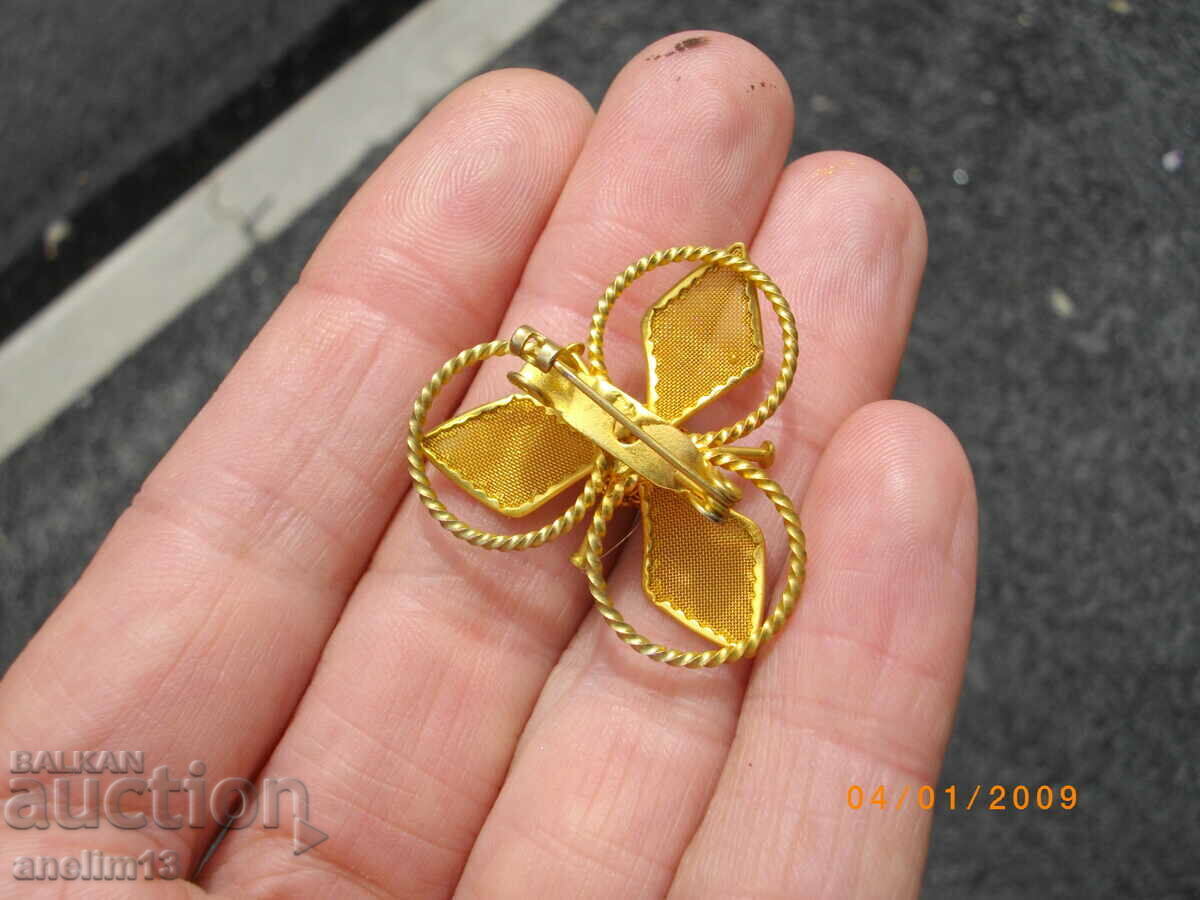 Livrarea BROȘĂ VECHE Livrarea BROȘĂ VECHE