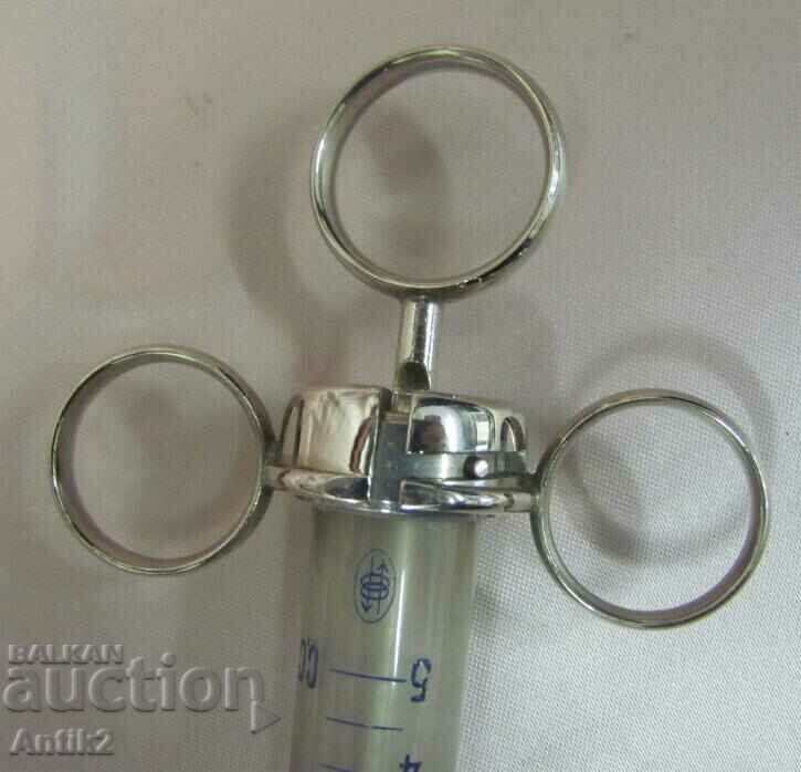 Auction 19th Century Antique Medical Glass Syringe Auction 19th Century Antique Medical Glass Syringe