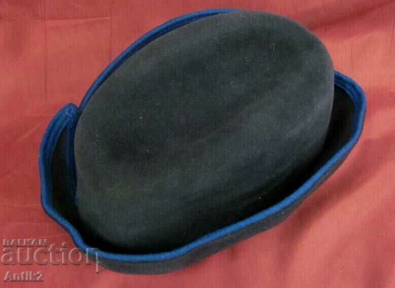 Delivery of 60s Vintage Stewardess Hat