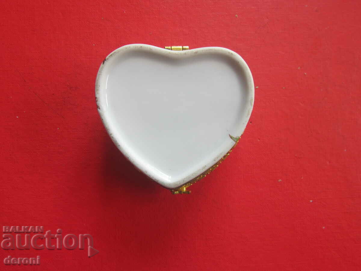 Cutie grozavă de bijuterii din porțelan - 6