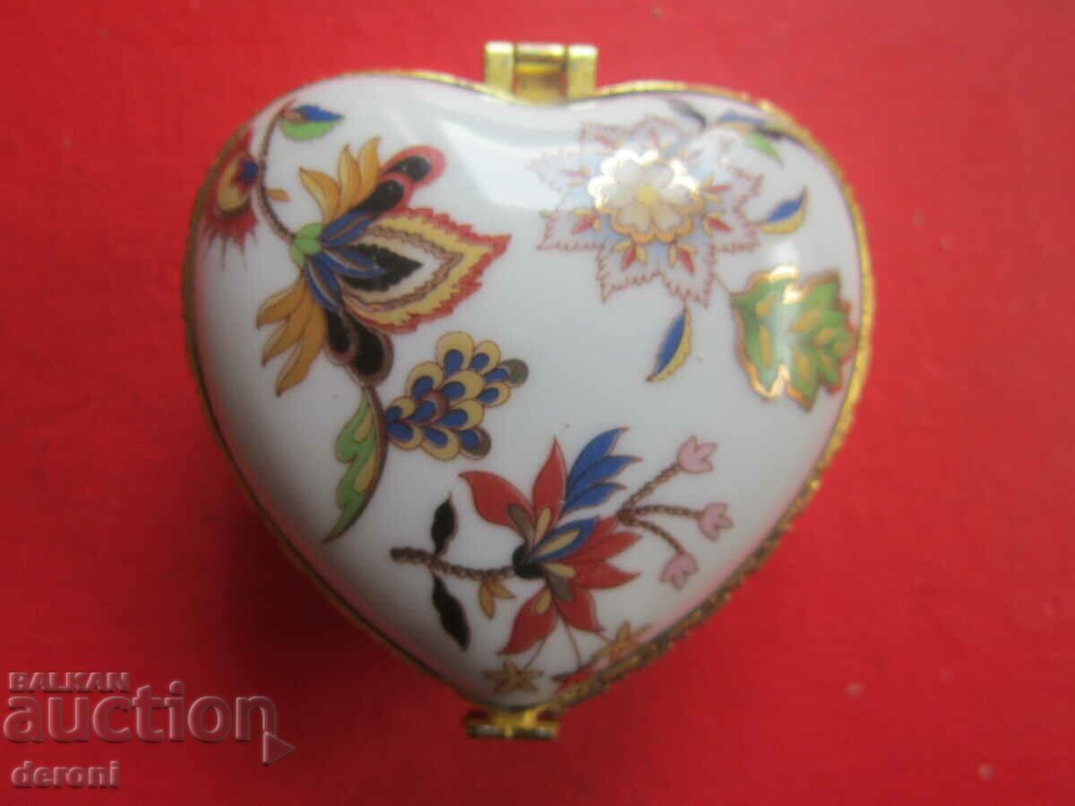 Cutie grozavă de bijuterii din porțelan - 7