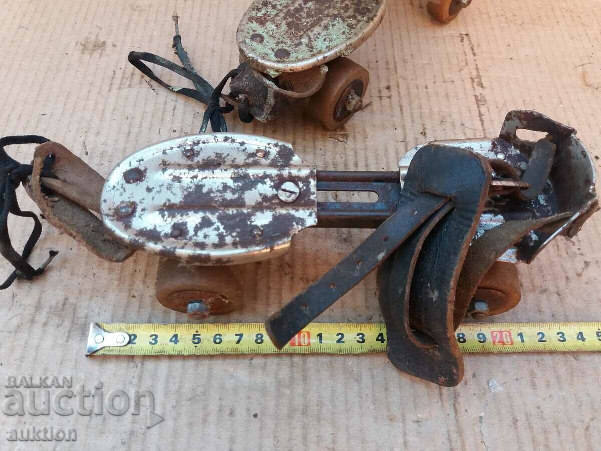 OLD EXCELLENT SKATES - ROLLERS - 6 OLD EXCELLENT SKATES - ROLLERS - 6
