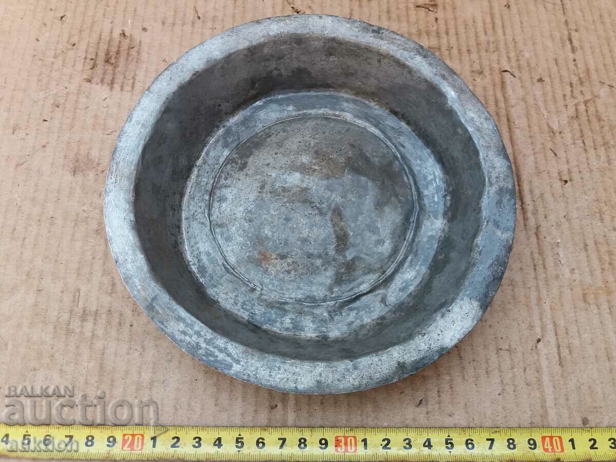 FORGED REVIVAL SAHAN, BOWL, TRAY EXCELLENT PLATE with price 12.99 BGN | € 6.64 FORGED REVIVAL SAHAN, BOWL, TRAY EXCELLENT PLATE with price 12.99 BGN | € 6.64