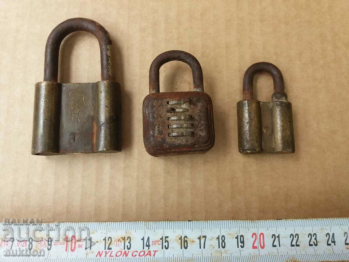 SET OF 3 LOCKS LOCKSMITH, DIFFERENT LOCKSMITHS with price 4.99 BGN | € 2.55 SET OF 3 LOCKS LOCKSMITH, DIFFERENT LOCKSMITHS with price 4.99 BGN | € 2.55