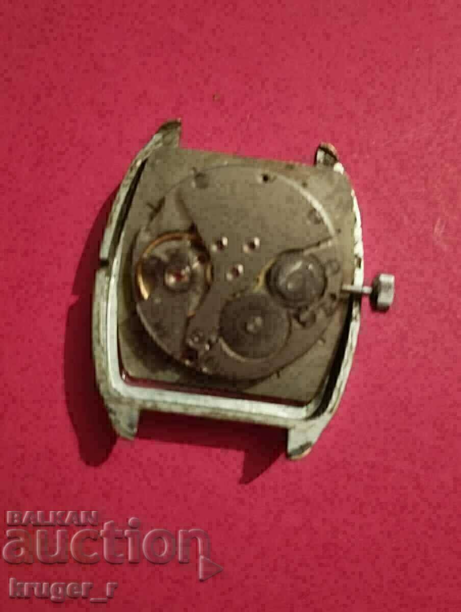 Часовник POLJOT с цена € 10.23 | 20.01 лв.