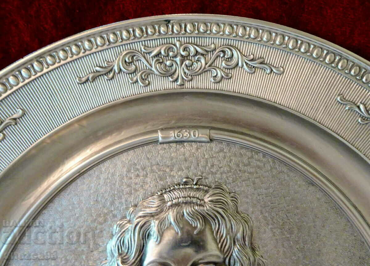 Auction The gypsy Frans Hals, tin panel. Auction The gypsy Frans Hals, tin panel.