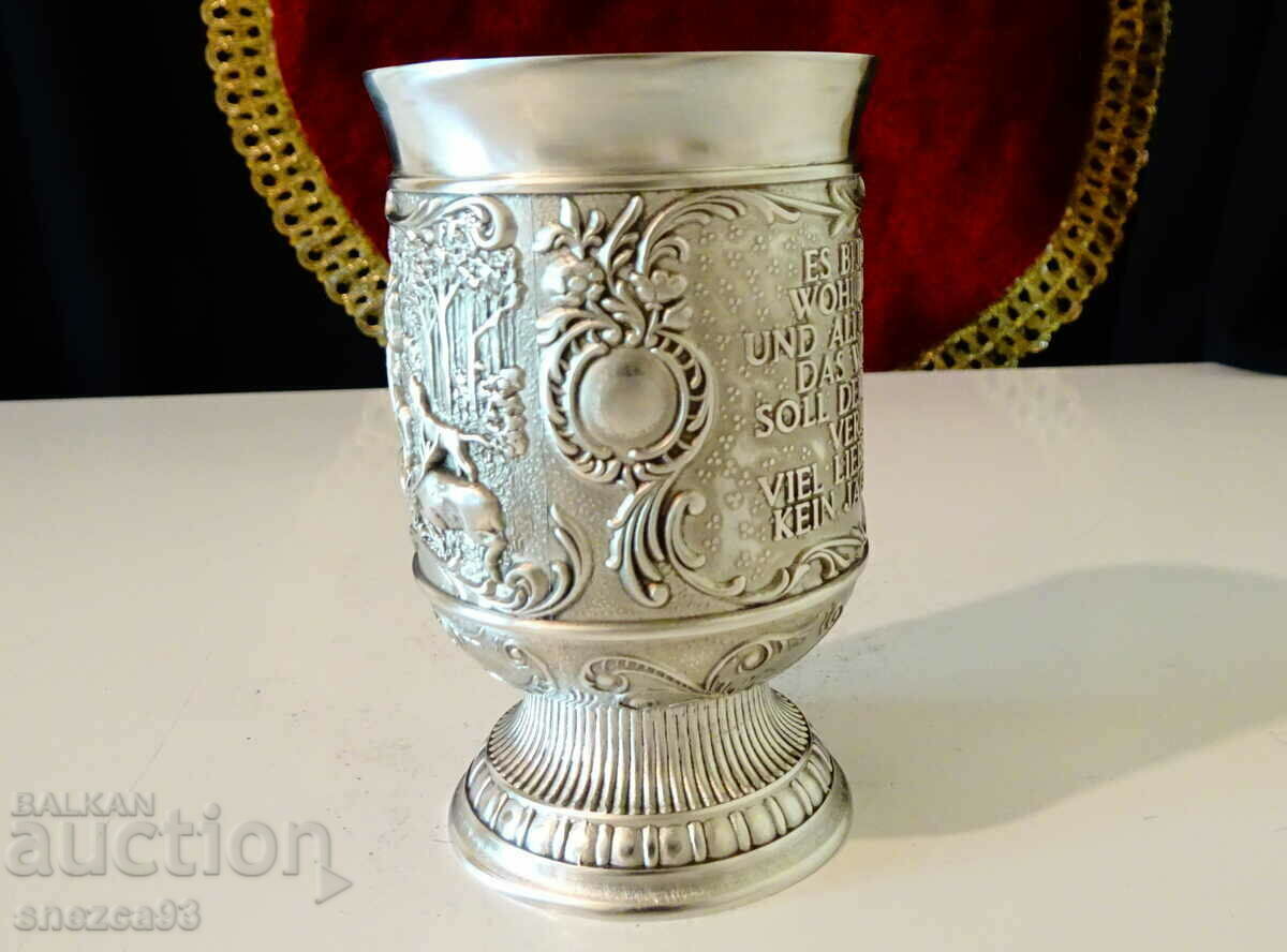 Delivery of Pewter Wine Bowl, Rider, Dogs, Deer Delivery of Pewter Wine Bowl, Rider, Dogs, Deer