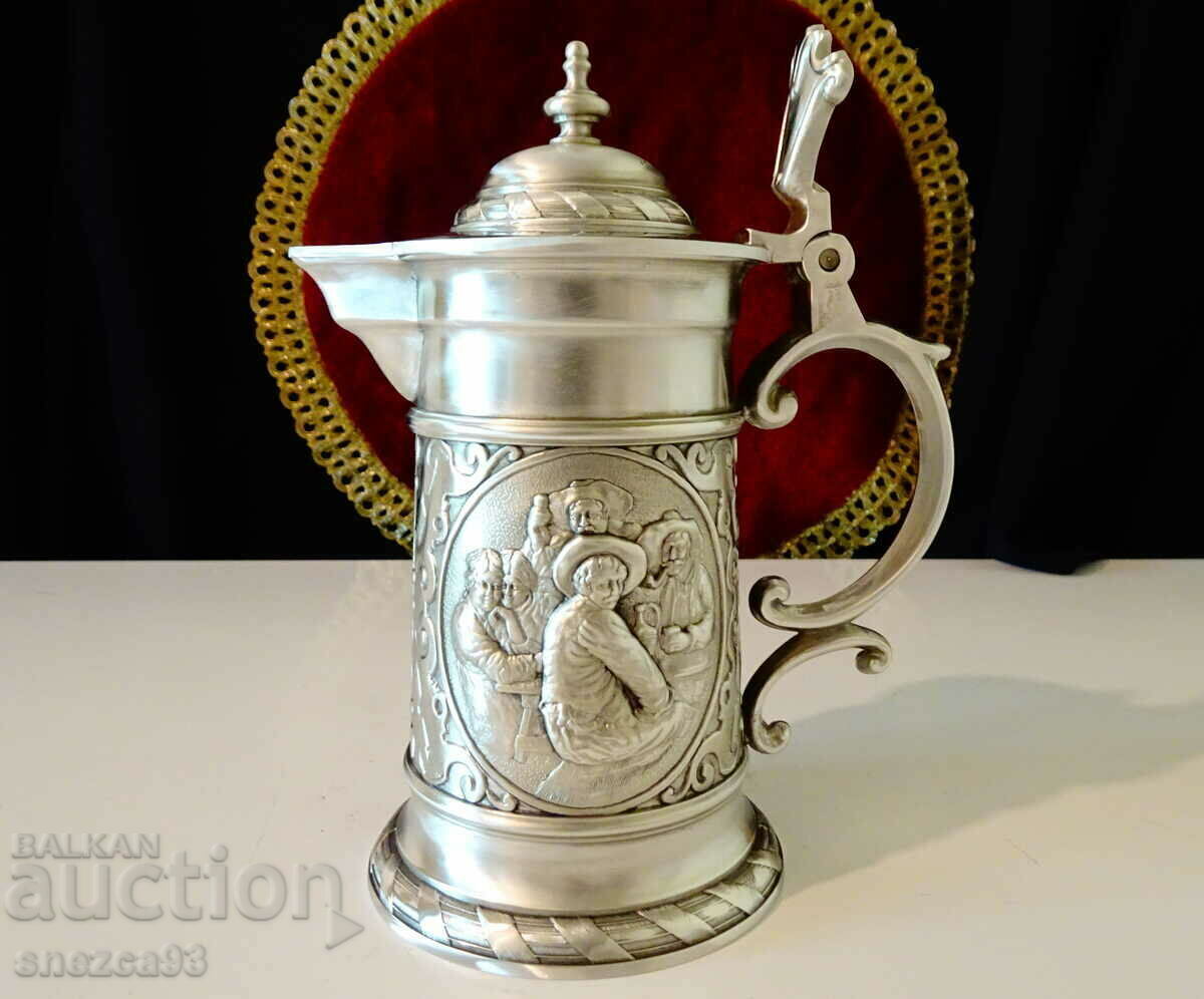 Ловна халба,кана от калай с картини. с цена 86.00 лв. | € 43.97 Ловна халба,кана от калай с картини. с цена 86.00 лв. | € 43.97