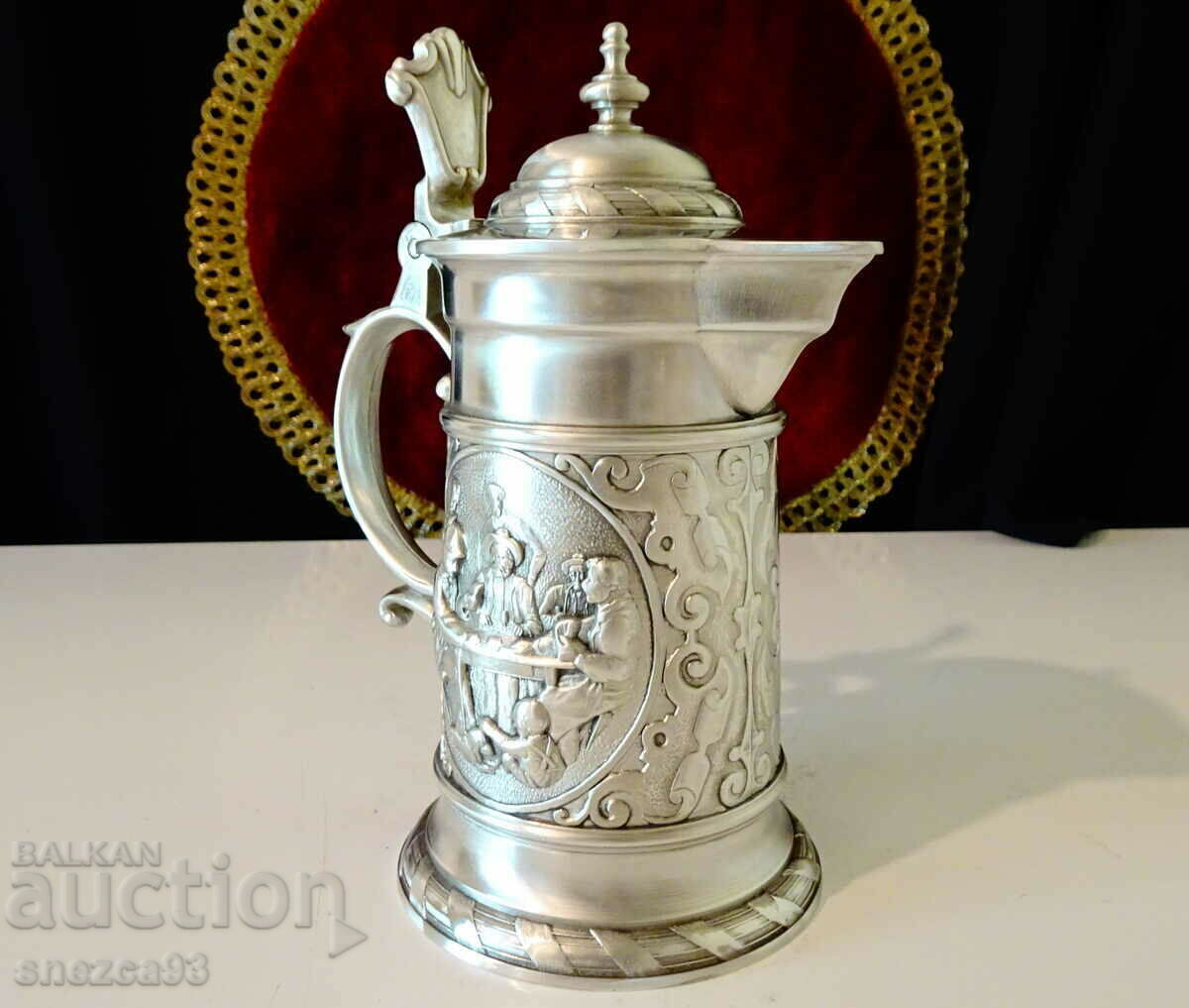 Доставка на Ловна халба,кана от калай с картини. Доставка на Ловна халба,кана от калай с картини.