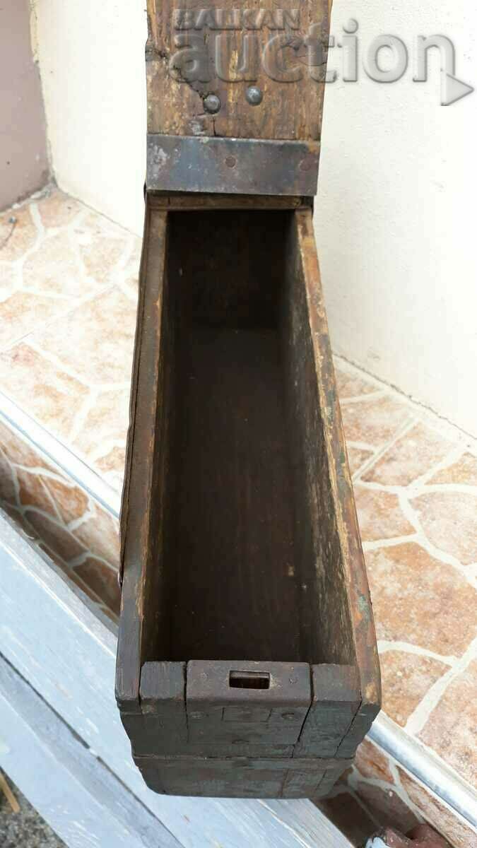 Auction wooden cartridge box ammunition box MG08 WW1 WWI Auction wooden cartridge box ammunition box MG08 WW1 WWI