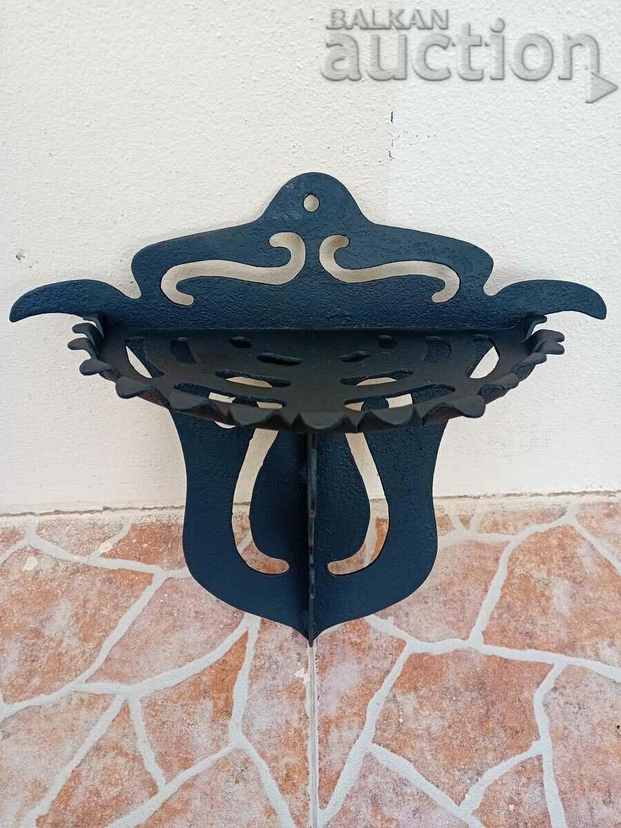 Delivery of retro vintage metal flower garden wall Delivery of retro vintage metal flower garden wall