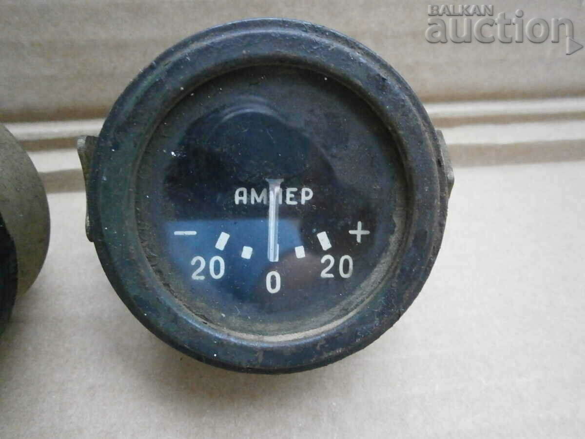 Δημοπρασία αμπερόμετρο παρτίδα 2 τεμάχια και shunt ρετρό αυτοκίνητο Δημοπρασία αμπερόμετρο παρτίδα 2 τεμάχια και shunt ρετρό αυτοκίνητο