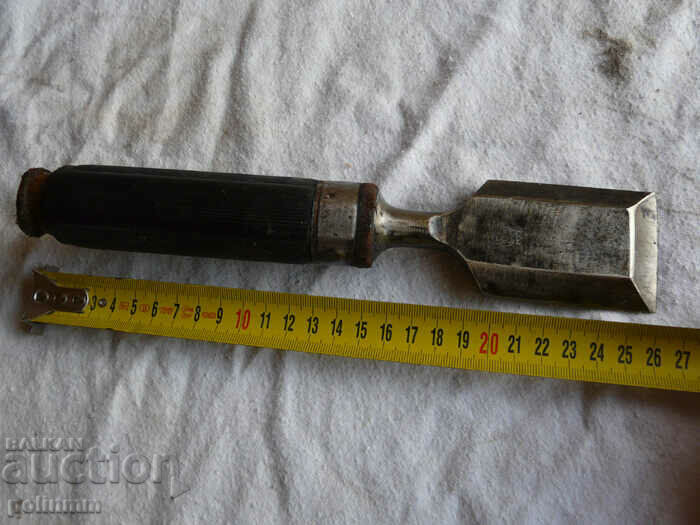 Auction Quality solid chisel - 2 Auction Quality solid chisel - 2
