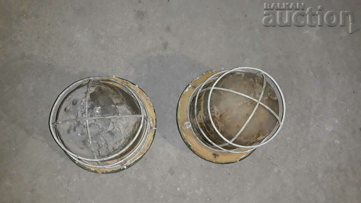 lampă retro industrială lampă lot 2 piese antiexplozie cu preț 71.00 BGN | € 36.30