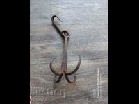 OLD CHANGEL HOOKED HAND FORGED FOUR