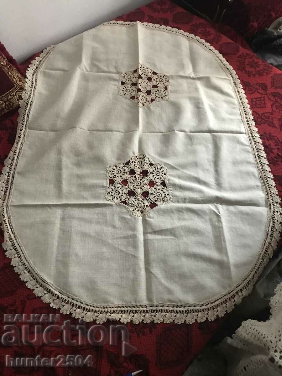 Linen tablecloth and crochet 115/90 cm