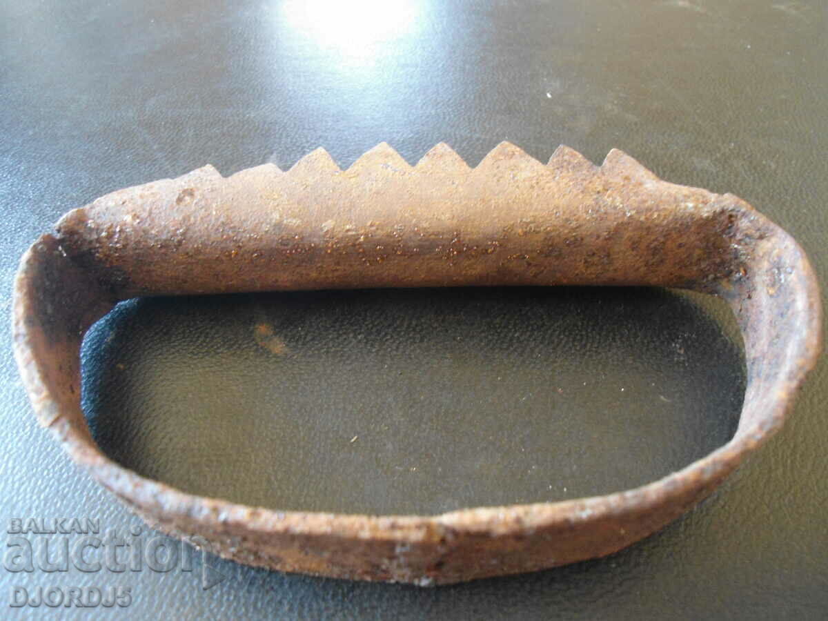 An old grain nurse with price 4.00 BGN | € 2.05 An old grain nurse with price 4.00 BGN | € 2.05