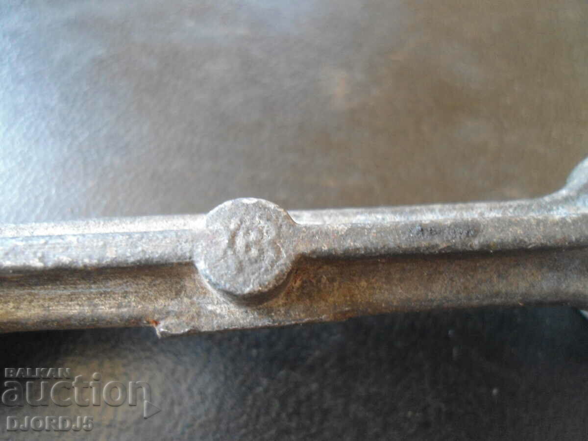 Old specialized key - 6 Old specialized key - 6