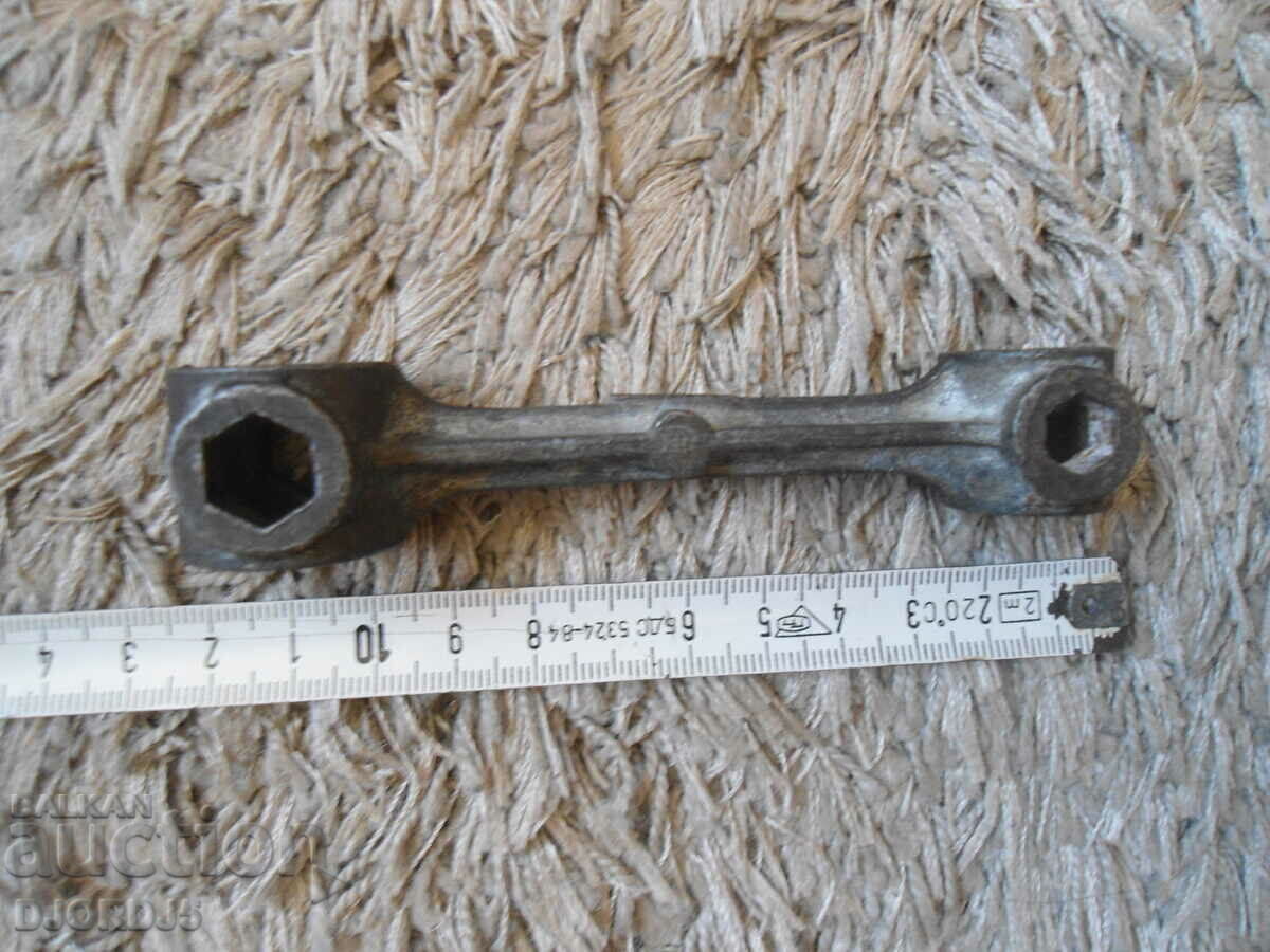 Old specialized key - 7 Old specialized key - 7